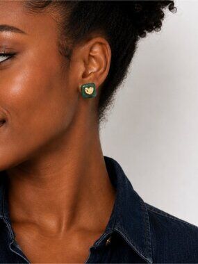New! Preppy Green Heart Square Post Earrings NWOT 2003